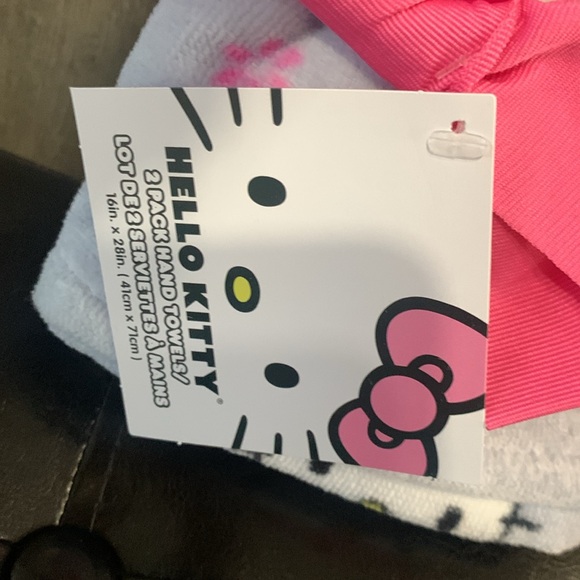 New Hello Kitty Light Lavender Floral Set Of 2 Hand Towels Towel With Tag & Bow - Picture 2 of 10